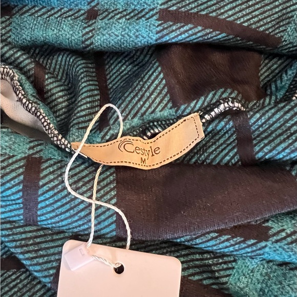 NEW Medium Cestyle Women's Long Sleeve Cowl Neck Asymmetrical Tunic Top Black Bl - Picture 4 of 12